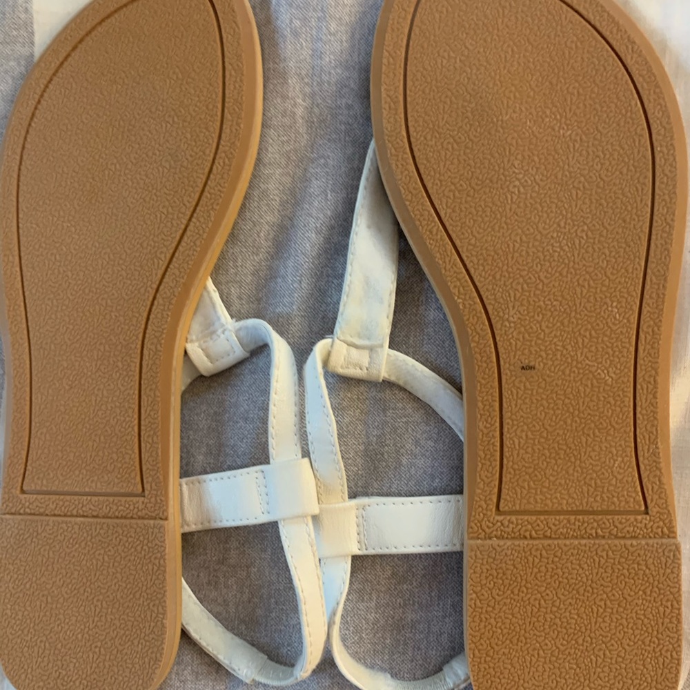 Sandals - Picture 3 of 3